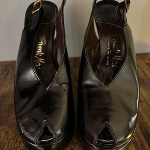 Vintage peep toe platform